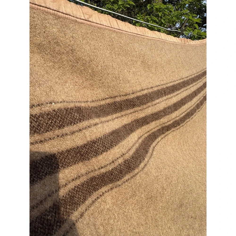 Vintage 1930 - 40's 75% Camel Hair And Wool Blanket Military Style Authentic